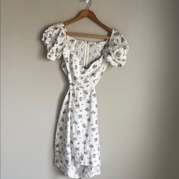 Reformation Emilia linen Dress 4 - Picture 2 of 14